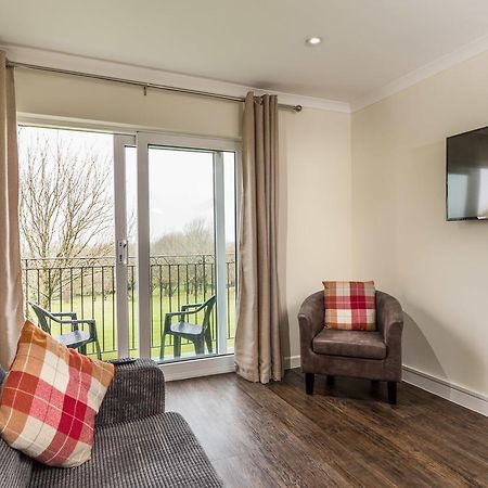 Carvynick Holiday Park Saint Enoder Buitenkant foto
