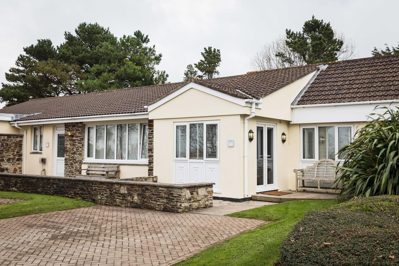 Carvynick Holiday Park Saint Enoder Buitenkant foto